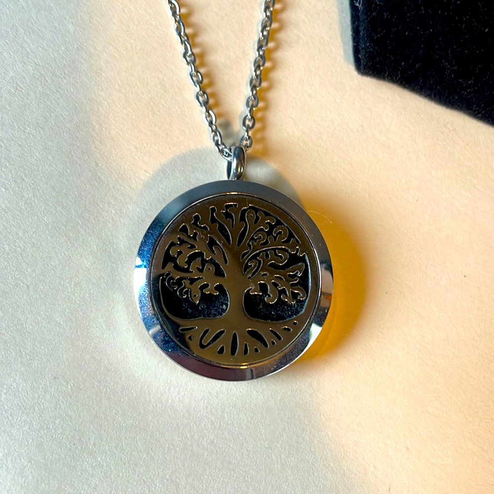 Tree of Life.. Necklace for essential oils